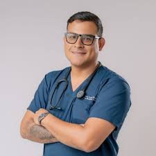 Dr. Carlos Villarreal H.